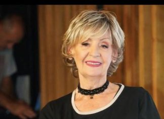 Lepa Lukić (85) priznala da ima dečka, evo ko je on: “Spojili smo se poslije 50 godina” Lepa Lukić (85) priznala da ima dečka, evo ko je on: “Spojili smo se poslije 50 godina” - featured image