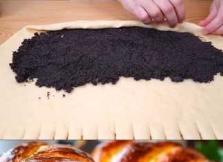 NAJMEKŠA ŠTRUDLA SA MAKOM – mirisna, sočna i savršena za doručak, užinu ili slatki kraj obroka NAJMEKŠA ŠTRUDLA SA MAKOM – mirisna, sočna i savršena za doručak, užinu ili slatki kraj obroka - featured image