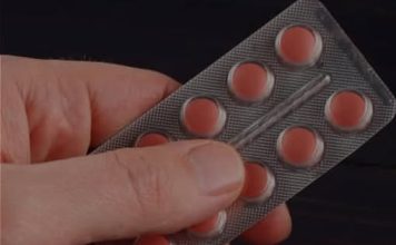 Ako pijete lijekove za srce ili pritisak, ovu voćku nikako ne smijete jesti – terapija može postati otrov Ako pijete lijekove za srce ili pritisak, ovu voćku nikako ne smijete jesti – terapija može postati otrov - featured image