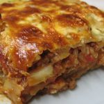 Zbog jednog sastojka se topi u ustima: Recept za musaku iz jugoslovenskog kuvara na kojoj su odrastale generacije