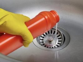 VODOINSTALATERI NE ŽELE DA ZNATE OVAJ TRIK: Možete odčepiti začepljen sudoper u nekoliko sekundi! VODOINSTALATERI NE ŽELE DA ZNATE OVAJ TRIK: Možete odčepiti začepljen sudoper u nekoliko sekundi! - featured image