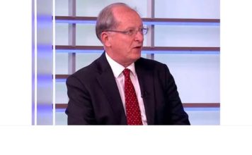 PLUĆNA EMBOLIJA JE VEĆI UZROK SMRTI OD INFARKTA! Dr Seferović otkriva: “Glavni simptom se vidi na nozi” PLUĆNA EMBOLIJA JE VEĆI UZROK SMRTI OD INFARKTA! Dr Seferović otkriva: “Glavni simptom se vidi na nozi” - featured image