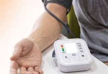 ŠTA SPUŠTA KRVNI PRITISAK MOMENTALNO? Ako brojke na aparatu pređu ovu granicu, sljedeće NAMIRNICE su PRVA POMOĆ ŠTA SPUŠTA KRVNI PRITISAK MOMENTALNO? Ako brojke na aparatu pređu ovu granicu, sljedeće NAMIRNICE su PRVA POMOĆ - featured image