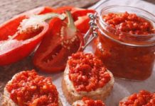 Nikako, ali nikako ovo ne smijete raditi sa ajvarom: Posljedice mogu biti paklene – Pazite se Nikako, ali nikako ovo ne smijete raditi sa ajvarom: Posljedice mogu biti paklene – Pazite se - featured image