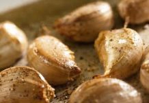 Prženi BIJELI LUK uništava maligne ćelije, liječi upale, jača imunitet: Ali samo ako ga OVAKO konzumirate Prženi BIJELI LUK uništava maligne ćelije, liječi upale, jača imunitet: Ali samo ako ga OVAKO konzumirate - featured image