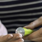 Znate li ovu JEFTINU mast iz apoteke? Skoro niko ne zna da zamenjuje i najskuplju kremu i izglađuje bore kao pegla! Znate li ovu JEFTINU mast iz apoteke? Skoro niko ne zna da zamenjuje i najskuplju kremu i izglađuje bore kao pegla! - featured image