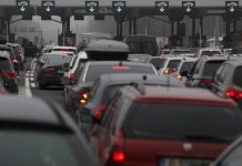 ZABORAVITE NA PEČATE, ALI SE NAORUŽAJTE STRPLJENJEM! Ovo vas čeka svaki put kada krenete u Evropu – SPREMITE ŽIVCE!