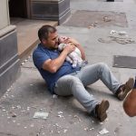 Spasao sam bebu sa petog sprata i postao heroj. Sedmicu kasnije roditelji su me tužili zbog “nepromišljenog spašavanja”