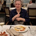 Polubraća su ostavila baku da sama plati večeru od 412 dolara, ali lekcija koju su dobili pamtiće cijela porodica