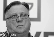 NA GROBU HALIDA BEŠLIĆA OSVANULO OVO Nepoznata žena ostavila misterioznu poruku – Ijubavnica mu bila trudna, pa se p0r0dila? auu