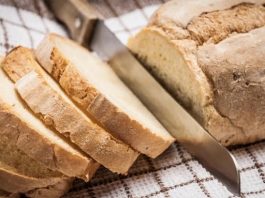 HLEB MOŽE DA VAM POMOGNE DA SKINETE VIŠAK KILOGRAMA ALI SAMO OVAKO: Dobro utiče na metabolizam, drži nas sitim! HLEB MOŽE DA VAM POMOGNE DA SKINETE VIŠAK KILOGRAMA ALI SAMO OVAKO: Dobro utiče na metabolizam, drži nas sitim! - featured image