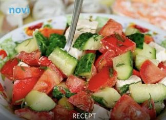 Stari recept iz bivše Jugoslavije: Zbog 1 sastojka salata od paradajza i krastavica puno ukusnija Stari recept iz bivše Jugoslavije: Zbog 1 sastojka salata od paradajza i krastavica puno ukusnija - featured image