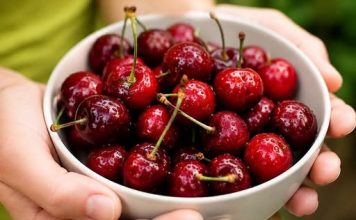 KO NE SMIJE JESTI TREŠNJE? Ako imate ovaj zdravstveni problem, morate ih izbjegavati KO NE SMIJE JESTI TREŠNJE? Ako imate ovaj zdravstveni problem, morate ih izbjegavati - featured image