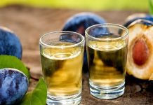 Rakija ima nevjerovatnu moć: Ovih 10 zdravstvenih problema rakija će prije riješiti nego bilo kakvi lijekovi Rakija ima nevjerovatnu moć: Ovih 10 zdravstvenih problema rakija će prije riješiti nego bilo kakvi lijekovi - featured image