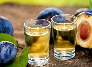 Rakija ima nevjerovatnu moć: Ovih 10 zdravstvenih problema rakija će prije riješiti nego bilo kakvi lijekovi Rakija ima nevjerovatnu moć: Ovih 10 zdravstvenih problema rakija će prije riješiti nego bilo kakvi lijekovi - featured image