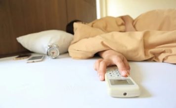 SPAVATE SA UKLJUČENOM KLIMOM CELE NOĆI? Evo šta se dešava vašem telu do jutra – jedna stvar će vas ŠOKIRATI SPAVATE SA UKLJUČENOM KLIMOM CELE NOĆI? Evo šta se dešava vašem telu do jutra – jedna stvar će vas ŠOKIRATI - featured image