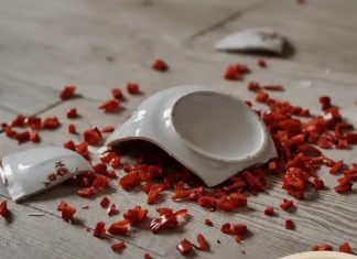 STVARI SE PO VAŠOJ KUĆI ČESTO LOME, KVARE ILI NESTAJU: Ovo je upozorenje, EVO šta vam se dešava u domu! STVARI SE PO VAŠOJ KUĆI ČESTO LOME, KVARE ILI NESTAJU: Ovo je upozorenje, EVO šta vam se dešava u domu! - featured image