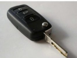 0V0 0DMAH URADlTE kada vam ključevi ostanu zaključani u kolima: Način je krajnje jednostavan 0V0 0DMAH URADlTE kada vam ključevi ostanu zaključani u kolima: Način je krajnje jednostavan - featured image