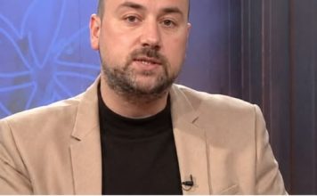 GRČEVI U NOGAMA MOGU BITI ZNAK OVE BOLESTI: Profesor Medicinskog fakulteta otkrio prve simptome, MNOGI MISLE DA SU BEZAZLENI GRČEVI U NOGAMA MOGU BITI ZNAK OVE BOLESTI: Profesor Medicinskog fakulteta otkrio prve simptome, MNOGI MISLE DA SU BEZAZLENI - featured image