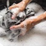Veš se USMRDI nakon PRANJA, a OMEKŠIVAČ uopšte NE MIRIŠE! Greške koje prave i najiskusnije domacice Veš se USMRDI nakon PRANJA, a OMEKŠIVAČ uopšte NE MIRIŠE! Greške koje prave i najiskusnije domacice - featured image