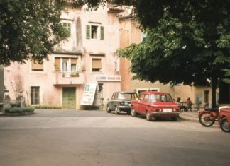 Četiri navike iz Jugoslavije koje su nekad čuvale kućni budžet i danas imaju smisla Četiri navike iz Jugoslavije koje su nekad čuvale kućni budžet i danas imaju smisla - featured image