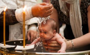 Ne birajte kuma svom djetetu prije nego što ovo provjerite: 5 stvari mogu sve promijeniti Ne birajte kuma svom djetetu prije nego što ovo provjerite: 5 stvari mogu sve promijeniti - featured image